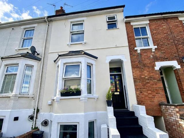 House for sale in Okus, Swindon