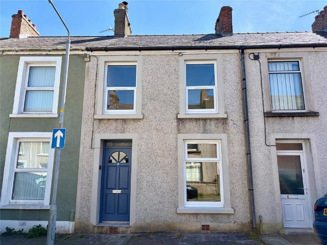 House for sale in Milford Haven, Wales