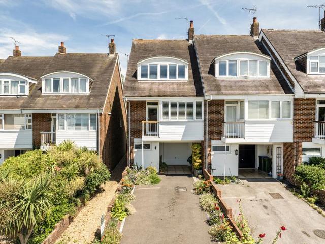 House for sale in Storrington and Sullington, Horsham