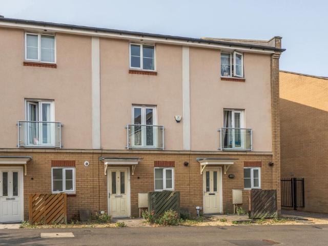 House for sale in Horfield, Feckenham