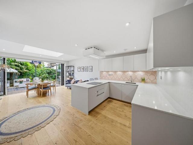 House for sale in East Dulwich, Greater London
