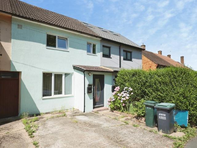 House for sale in Watford Rural, Batchworth