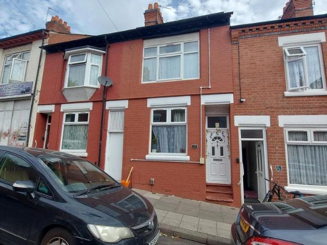 House for sale in Highfields, Old Wharf