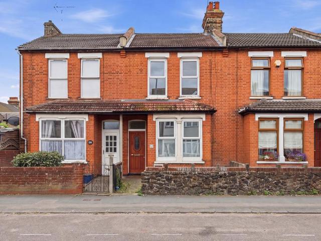 House for sale in Alton Barnes, Essex