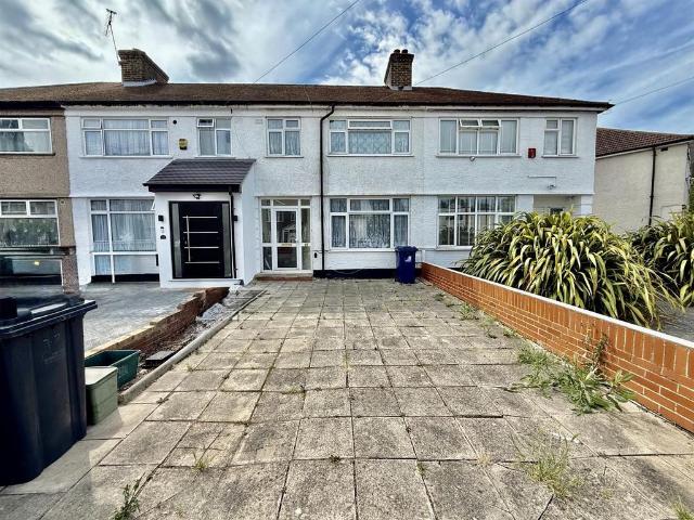 House for sale in London Borough of Ealing, Greater London