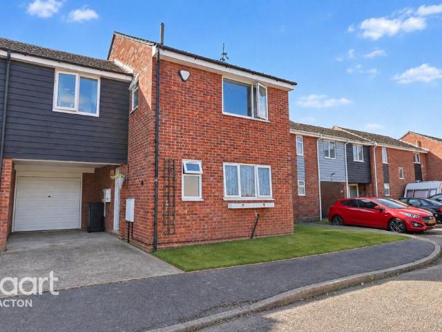 House for sale in Clacton-on-Sea, Tendring