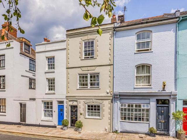 House for sale in Old Portsmouth, City Of Portsmouth