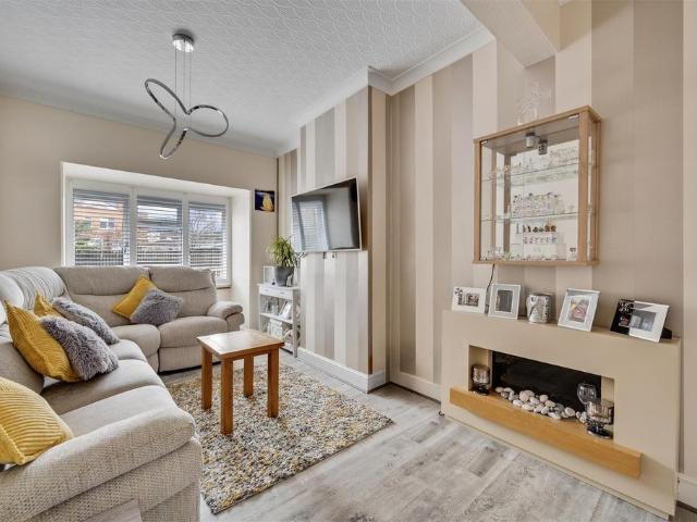 House for sale in Harlesden, Greater London