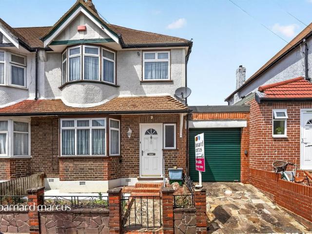 House for sale in London Borough of Croydon, Thornton Heath