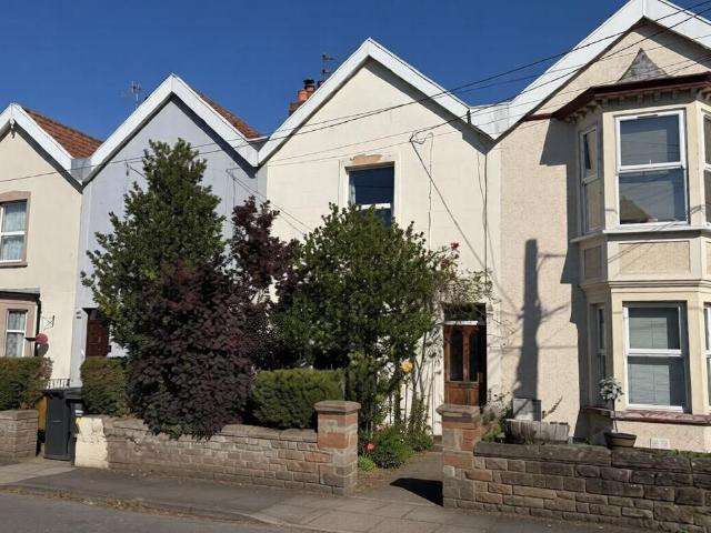 House for sale in Easton-in-gordano, North Somerset
