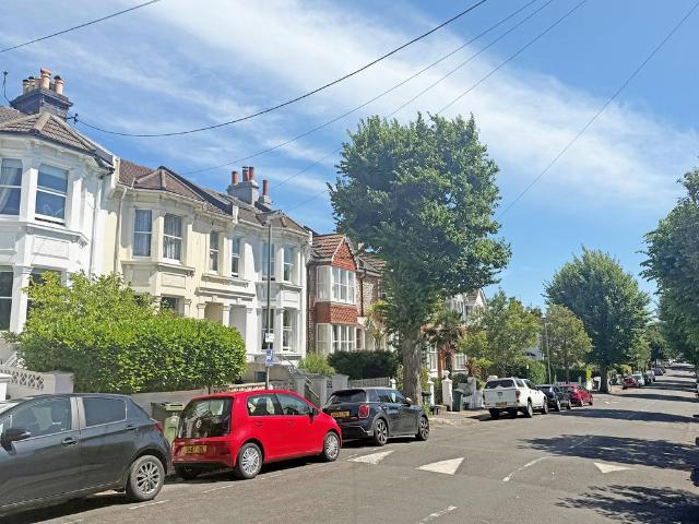 House for sale in Round Hill, Brighton & Hove