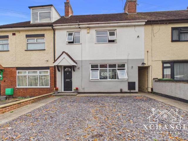 House for sale in Camp Hill, Warwickshire