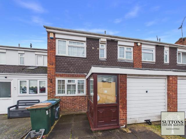 House for sale in Clifford Park, West Midlands