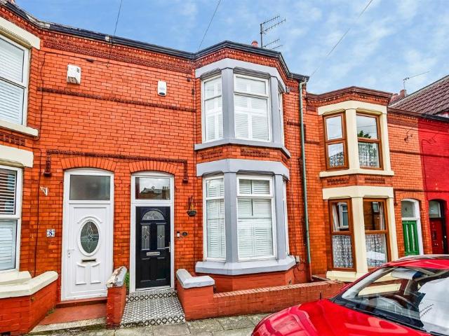 House for sale in Calderstones