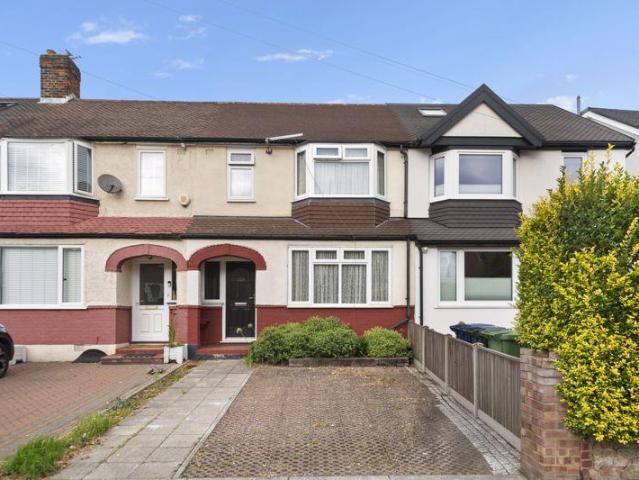 House for sale in London Borough of Ealing, Greater London