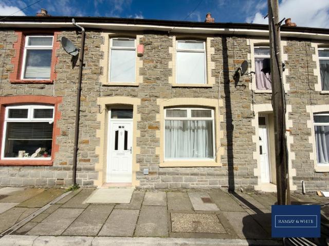 House for sale in Miskin, Wales