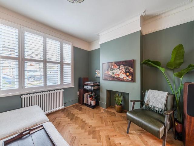 House for sale in Royal Borough of Greenwich, Greater London