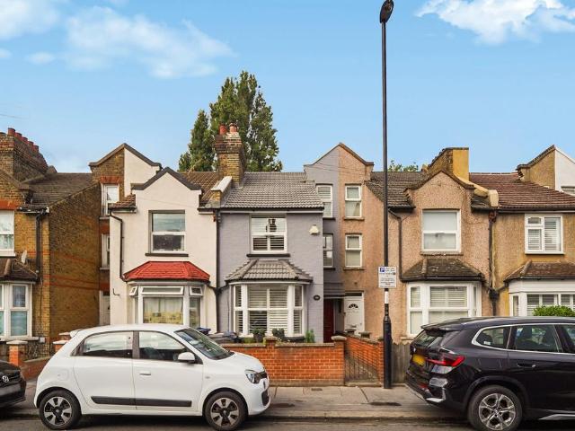 House for sale in London Borough of Croydon, Thornton Heath