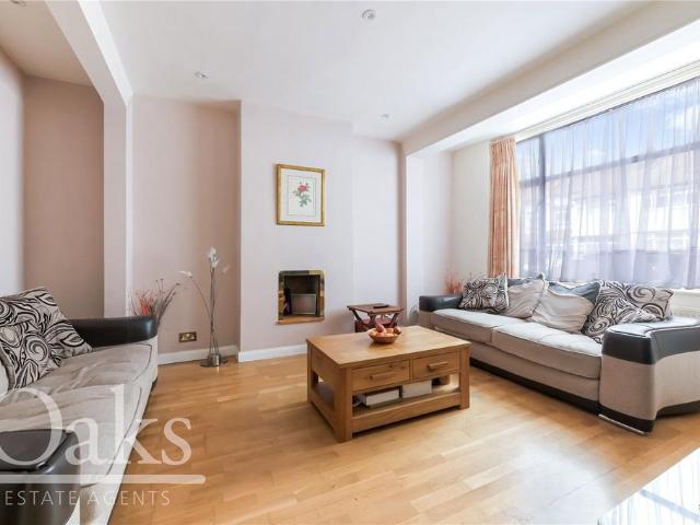 House for sale in Greater London