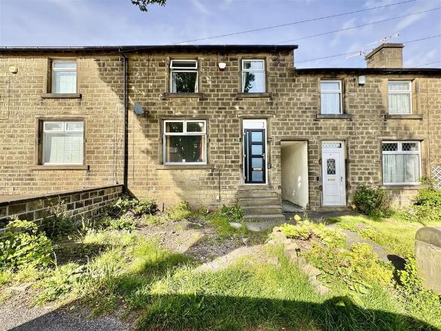 House for sale in Armitage Bridge, West Yorkshire