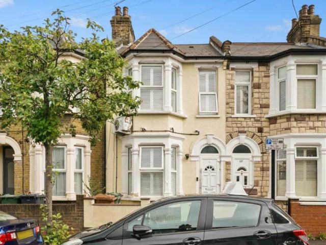 House for sale in Leyton, Greater London