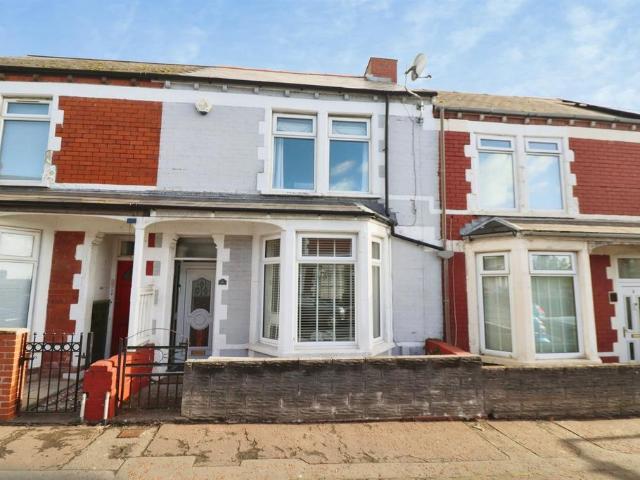 House for sale in Gibbonsdown, Barry