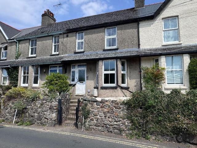 House for sale in Weir Quay, Devon