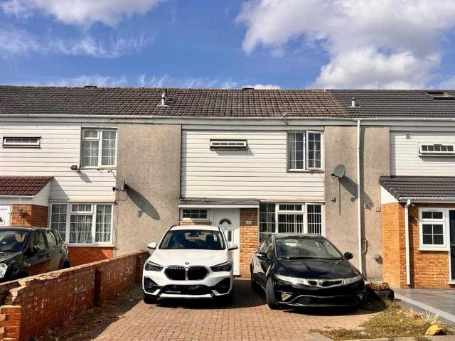 House for sale in Wexham Court, Slough