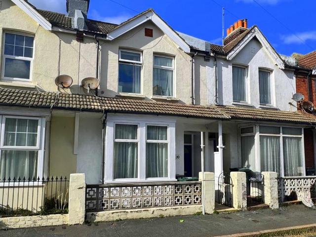 House for sale in Roselands, Eastbourne