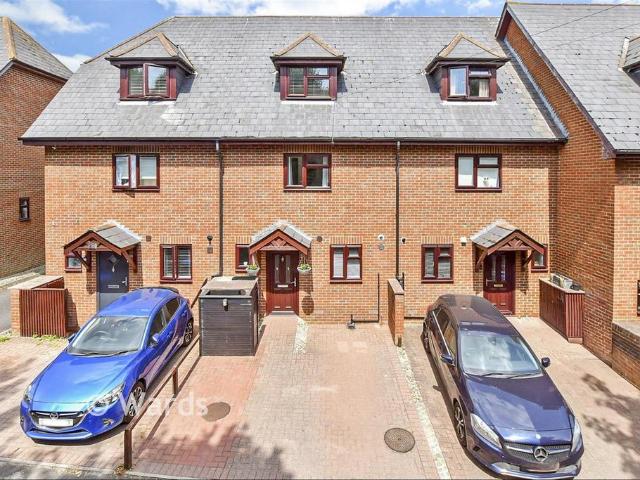 House for sale in Elms Vale, Ash