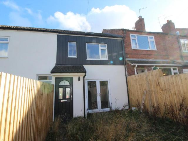 House for sale in Purston Jaglin, West Yorkshire