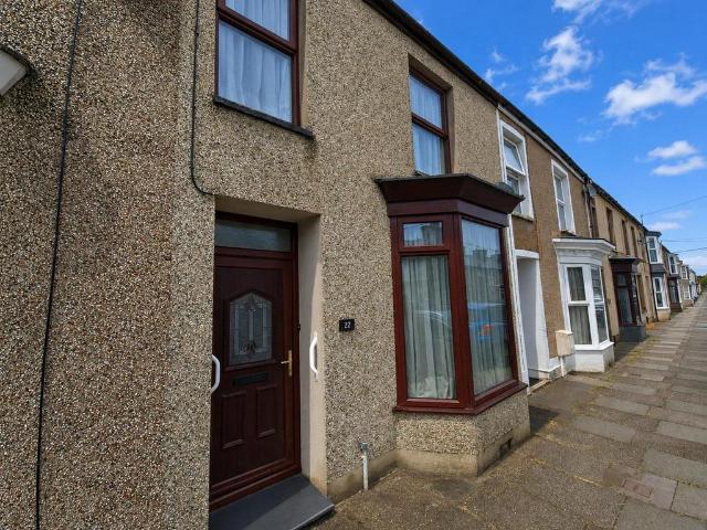 House for sale in Porthmadog
