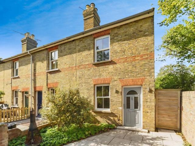 House for sale in Iver