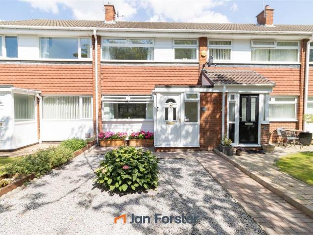 House for sale in Kingston Park, Newcastle Upon Tyne