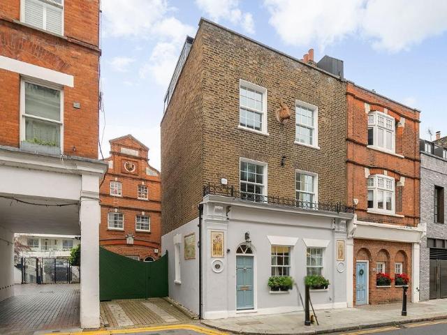 House for sale in Chelsea, Greater London