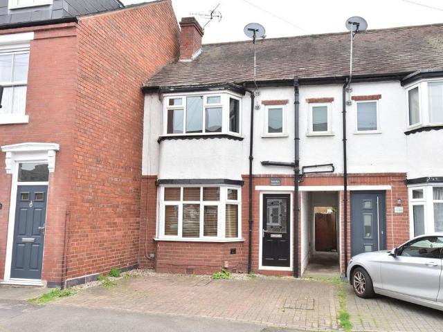 House for sale in Kingswinford, West Midlands