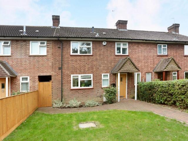 House for sale in Beaconsfield New Town, Knotty Green