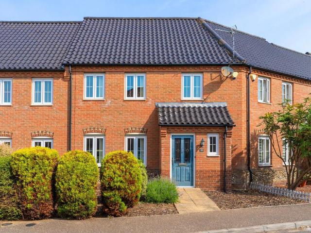 House for sale in Stokesby, Norfolk