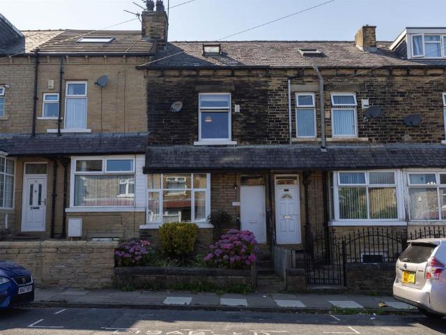 House for sale in West Bowling, West Yorkshire