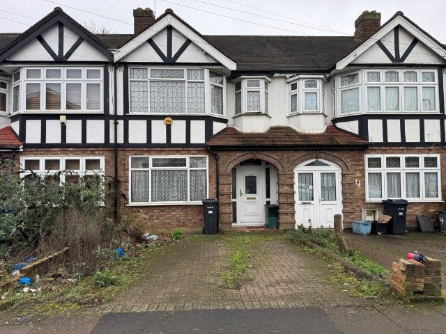 House for sale in Little Heath, Greater London