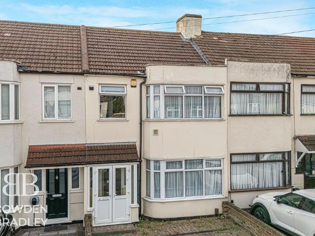 House for sale in London Borough of Barking and Dagenham, Greater London