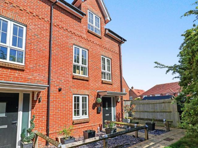 House for sale in Crowdhill, Helford