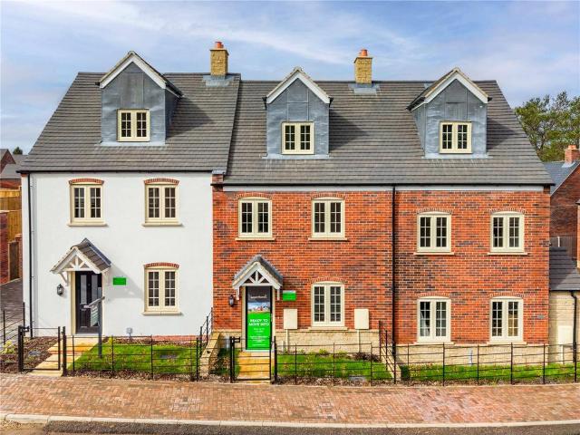 House for sale in Gedling, East Midlands