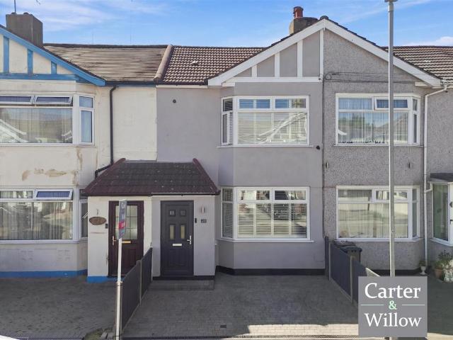 House for sale in Dagenham, Greater London