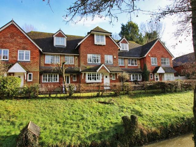House for sale in Platt, Bourne Vale