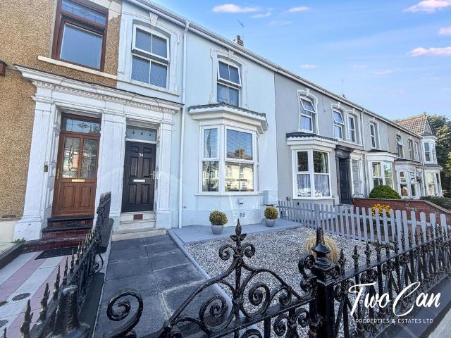 House for sale in Box, Llanelli