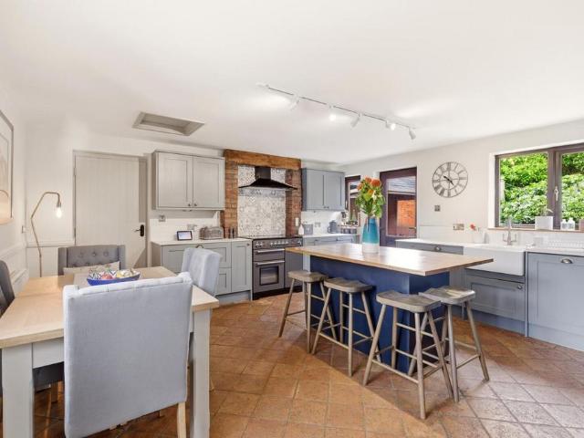 House for sale in Alderminster, Warwickshire