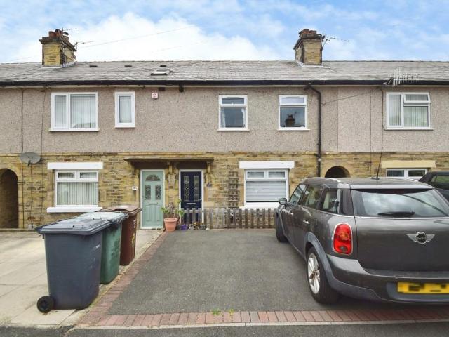 House for sale in Baildon, West Yorkshire