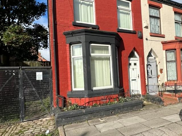 House for sale in Elm Park, Liverpool
