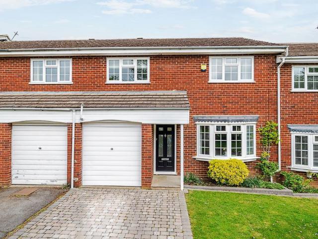 House for sale in Batchworth, Hertfordshire